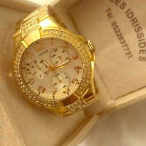 Guess watch